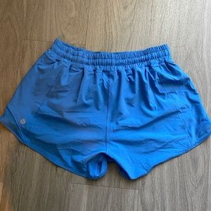 Size 8 Lululemon Blue Nile hotty hots
